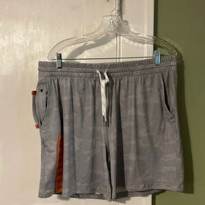 PACIFIC TRAIL Women's Soft Stretch Shorts Size XXL Grey camouflage New